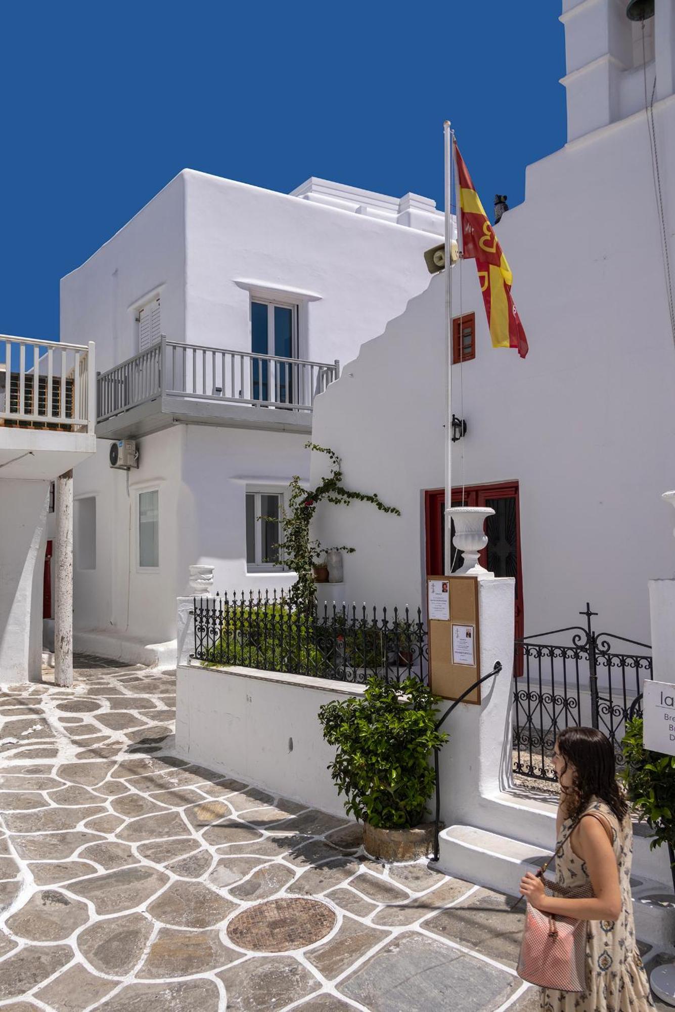 Apartment Alexandros Suites, Mykonos Town, With Shared Rooftop Terrace *