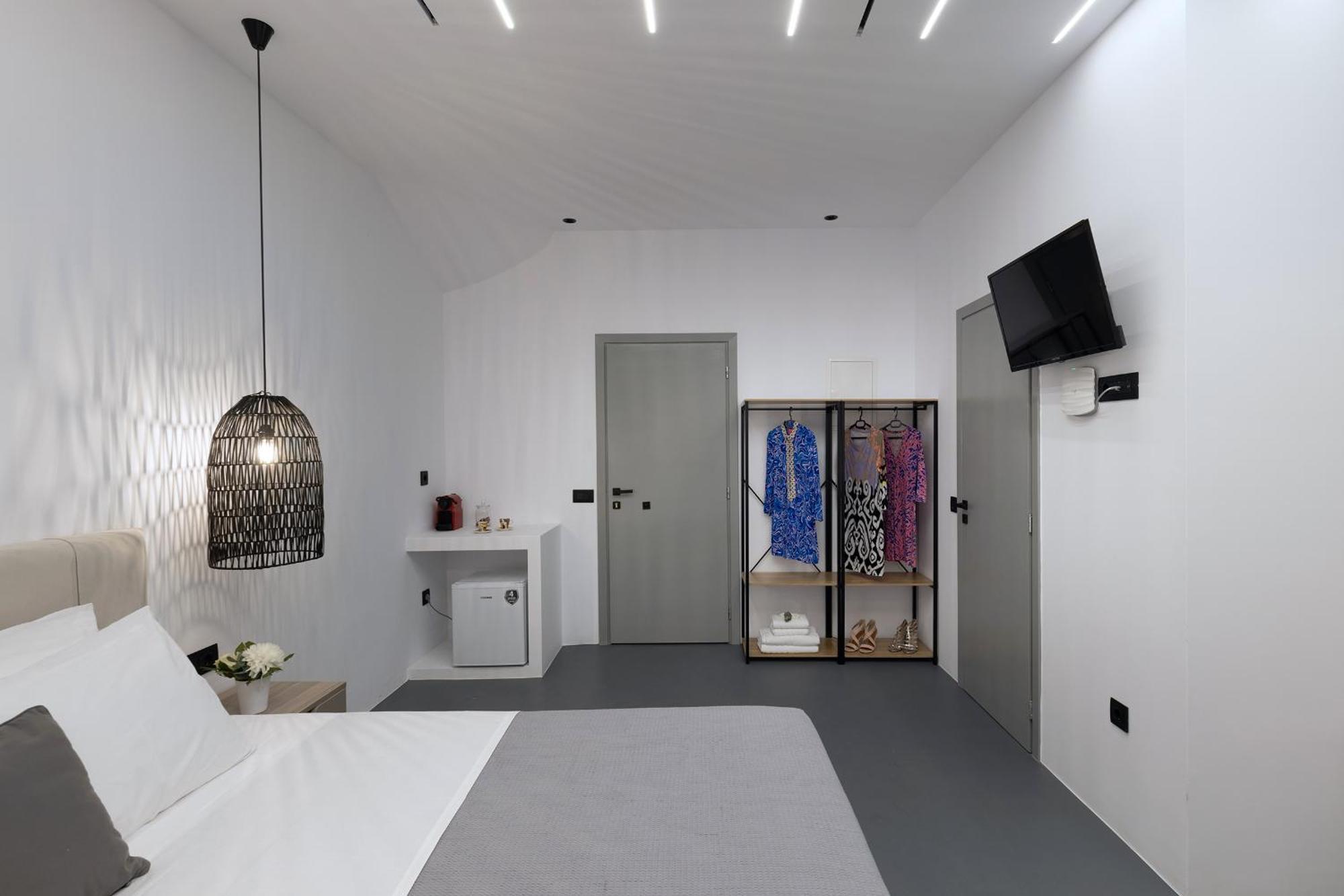 Alexandros Suites, Mykonos Town, With Shared Rooftop Terrace *
