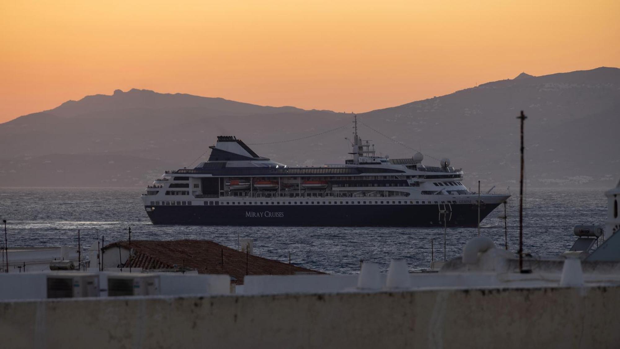 Alexandros Suites, Mykonos Town, With Shared Rooftop Terrace * Mykonos Town