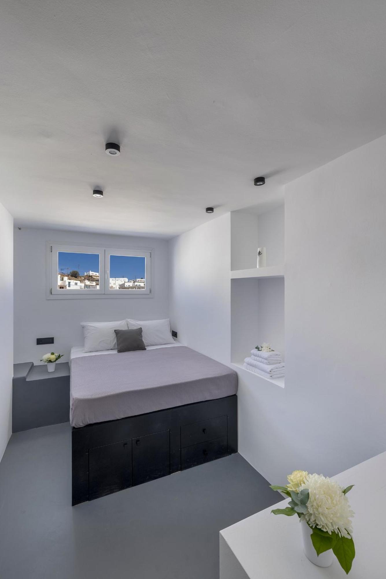Apartment Alexandros Suites, Mykonos Town, With Shared Rooftop Terrace